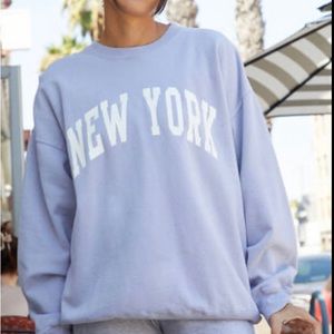 Brandy Melville New York Sweatshirt!!🩵🩵🩵